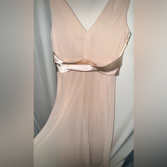 90s Evan Picone Chiffon Cream V-Neck Dress - Picture 7 of 13